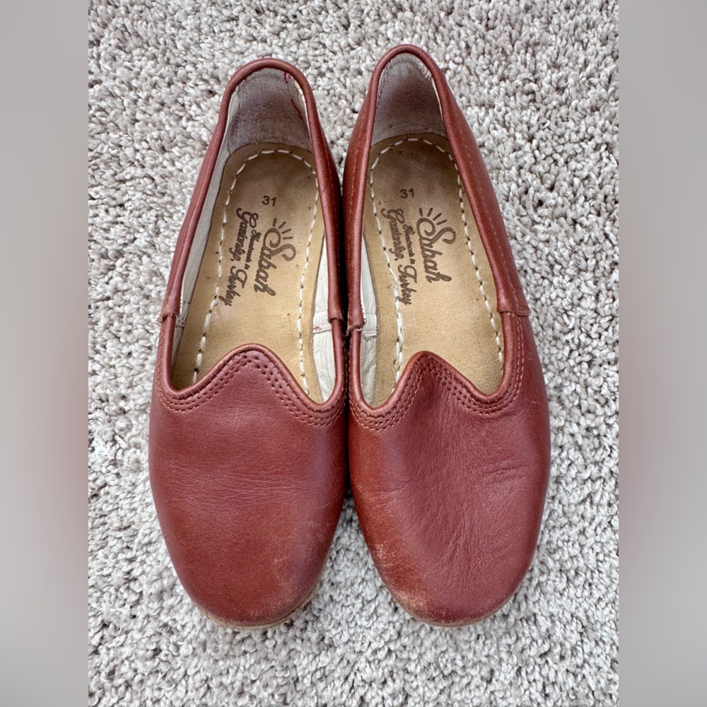 Sabah size 31 (kids) 1 US